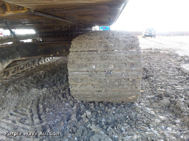 image for item DB9808 2002 Caterpillar 330C excavator