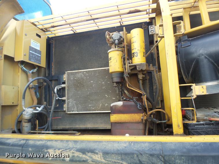 image for item DB9808 2002 Caterpillar 330C excavator