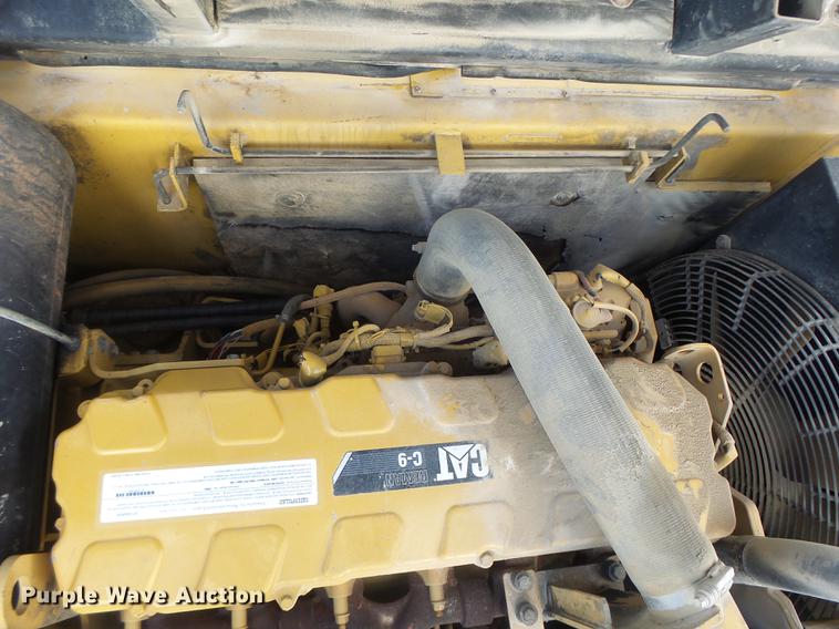 image for item DB9808 2002 Caterpillar 330C excavator