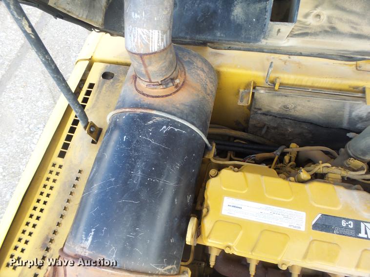 image for item DB9808 2002 Caterpillar 330C excavator