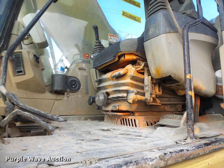 image for item DB9808 2002 Caterpillar 330C excavator