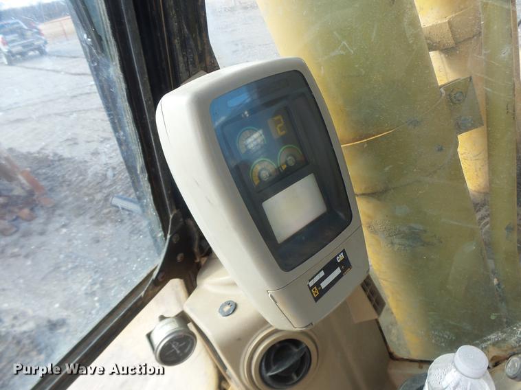 image for item DB9808 2002 Caterpillar 330C excavator