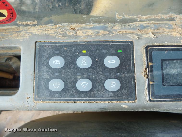 image for item DB9808 2002 Caterpillar 330C excavator