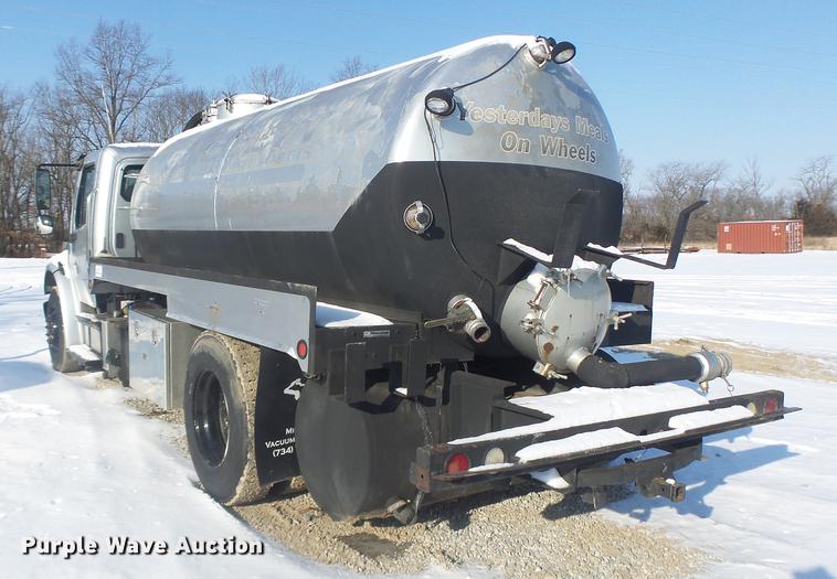 image for item DB9809 2004 Freightliner M2106 vacuum truck