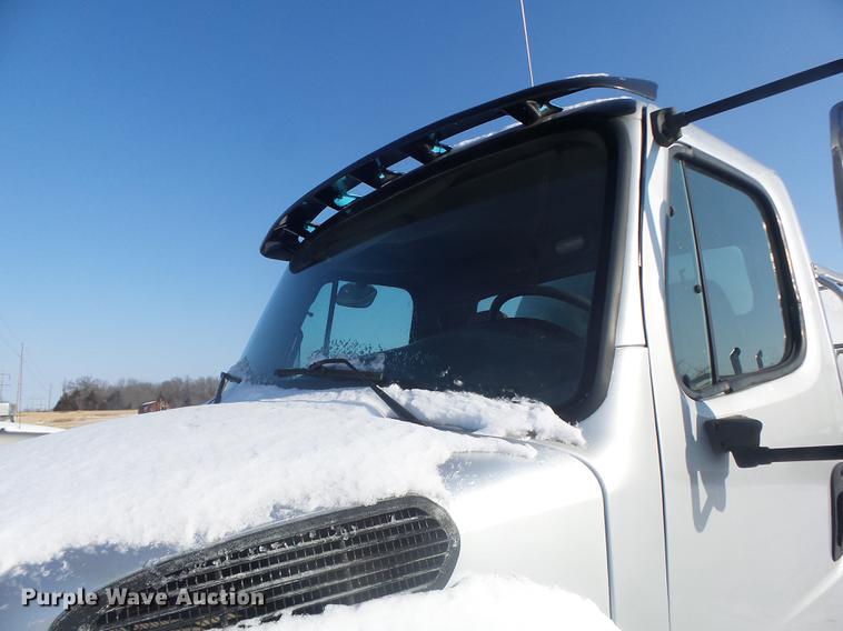 image for item DB9809 2004 Freightliner M2106 vacuum truck