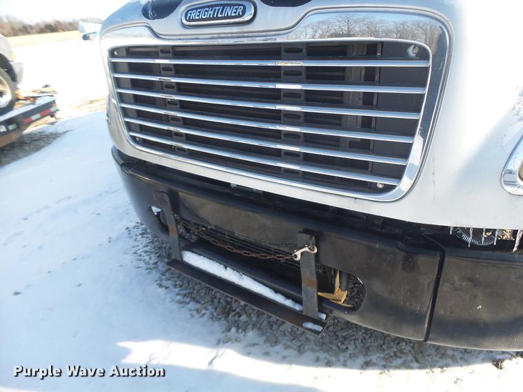 image for item DB9809 2004 Freightliner M2106 vacuum truck
