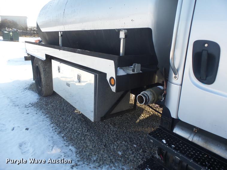 image for item DB9809 2004 Freightliner M2106 vacuum truck