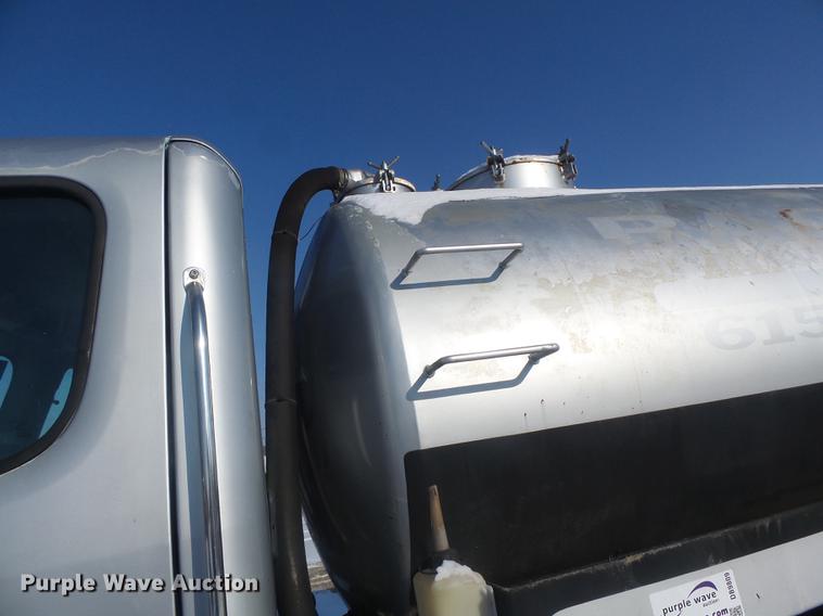 image for item DB9809 2004 Freightliner M2106 vacuum truck