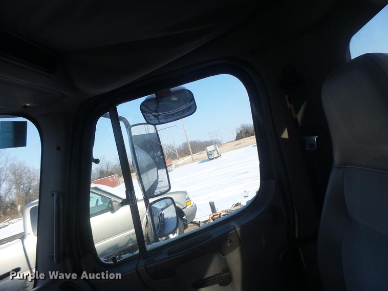 image for item DB9809 2004 Freightliner M2106 vacuum truck