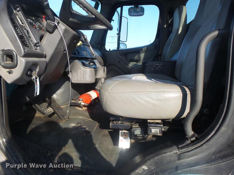 image for item DB9809 2004 Freightliner M2106 vacuum truck