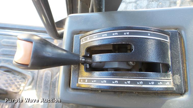 image for item DC0549 2004 Komatsu GD675 motor grader