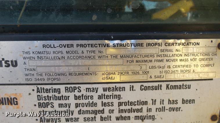 image for item DC0549 2004 Komatsu GD675 motor grader