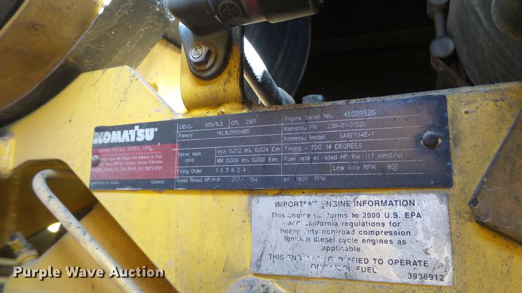 image for item DC0549 2004 Komatsu GD675 motor grader