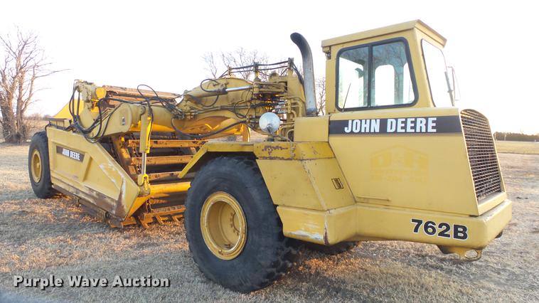 image for item DC0550 1991 John Deere 762B elevating scraper