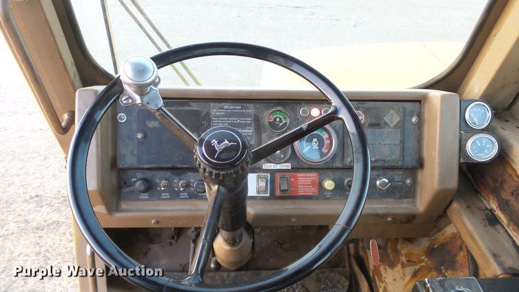 image for item DC0550 1991 John Deere 762B elevating scraper