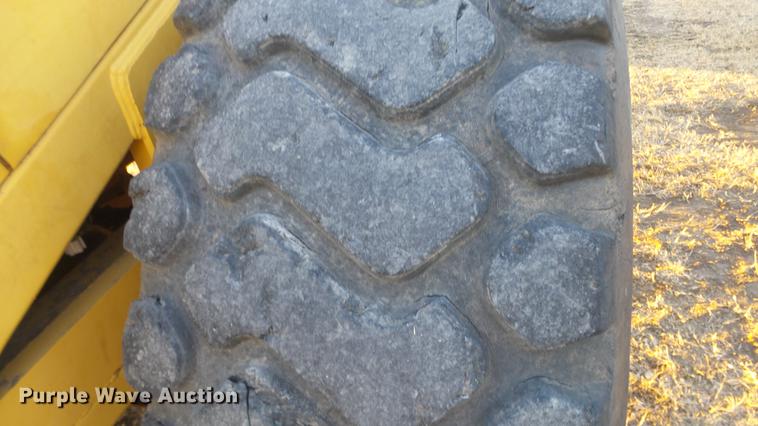 image for item DC0550 1991 John Deere 762B elevating scraper