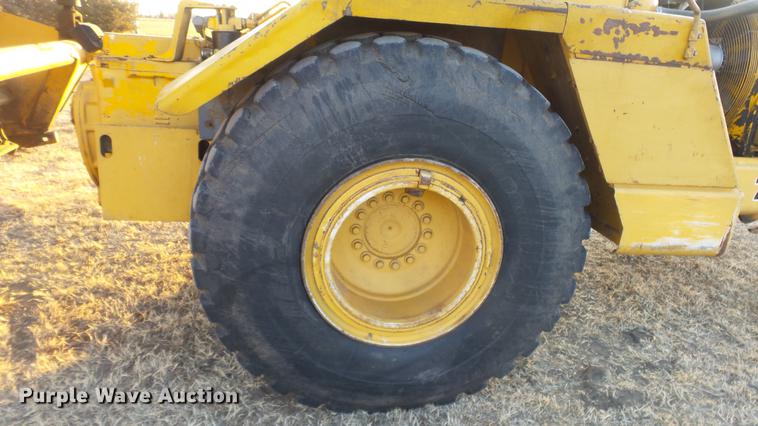 image for item DC0550 1991 John Deere 762B elevating scraper