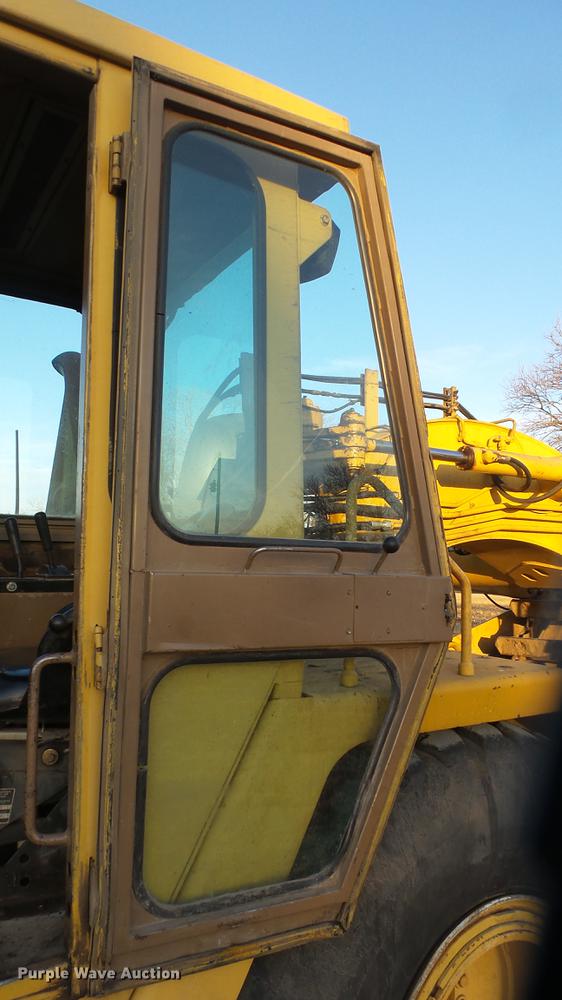 image for item DC0550 1991 John Deere 762B elevating scraper