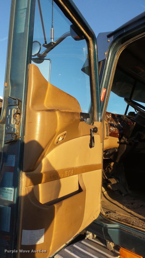 image for item DC0551 2007 Mack CV713 dump truck