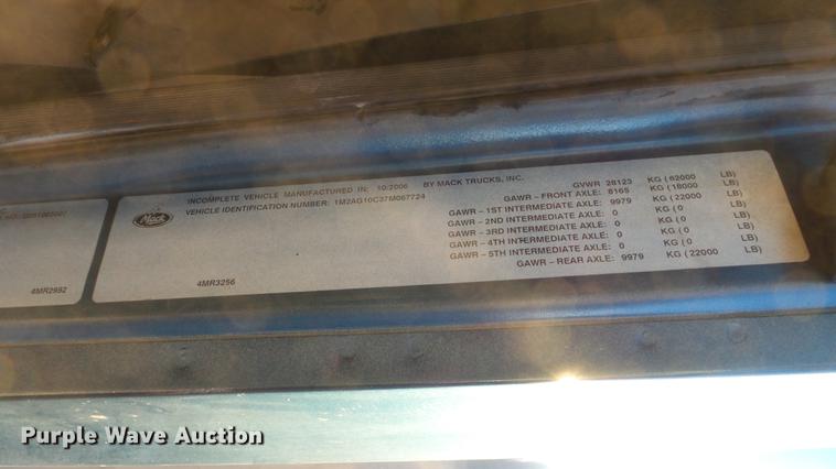 image for item DC0551 2007 Mack CV713 dump truck