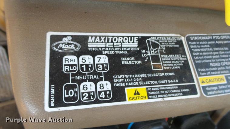 image for item DC0551 2007 Mack CV713 dump truck