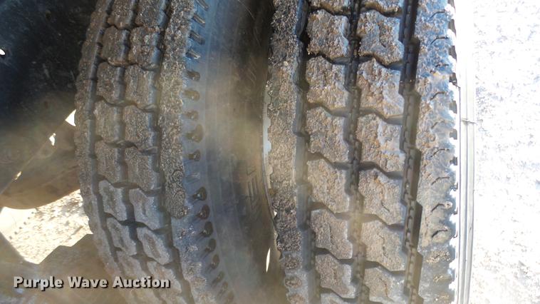 image for item DC0551 2007 Mack CV713 dump truck