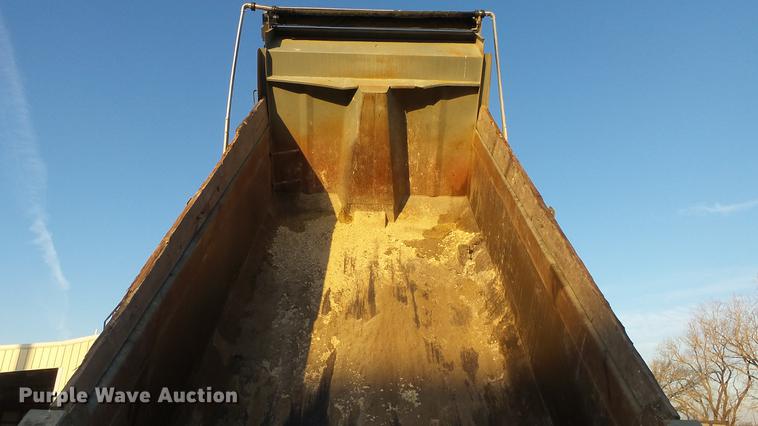 image for item DC0551 2007 Mack CV713 dump truck