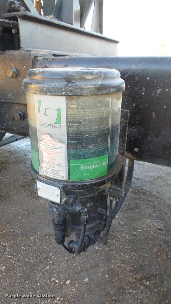 image for item DC0551 2007 Mack CV713 dump truck