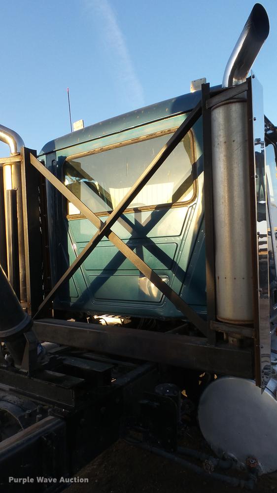 image for item DC0551 2007 Mack CV713 dump truck