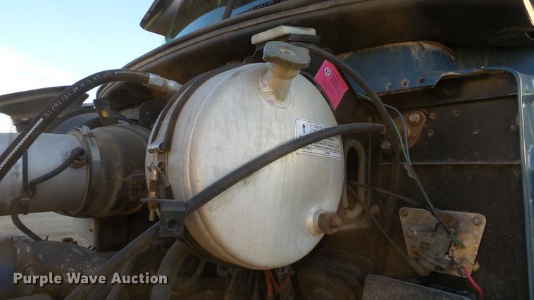 image for item DC0551 2007 Mack CV713 dump truck