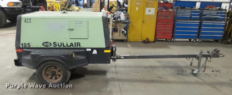 image for item DC0559 Sullair 185 air compressor