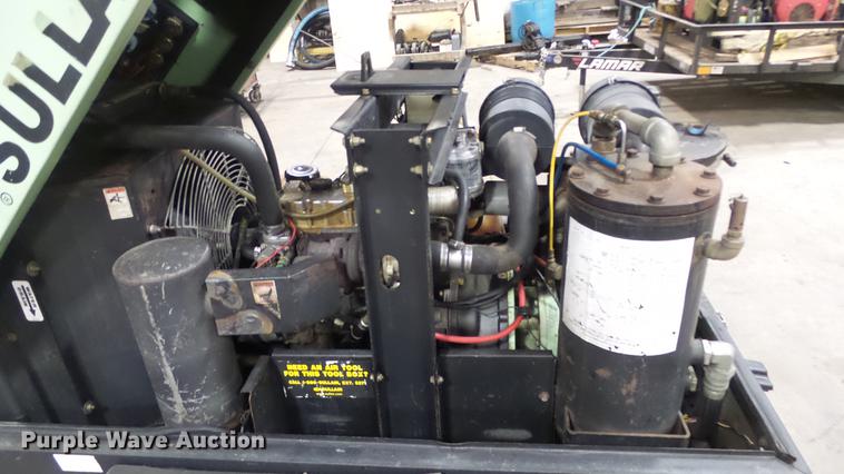 image for item DC0559 Sullair 185 air compressor