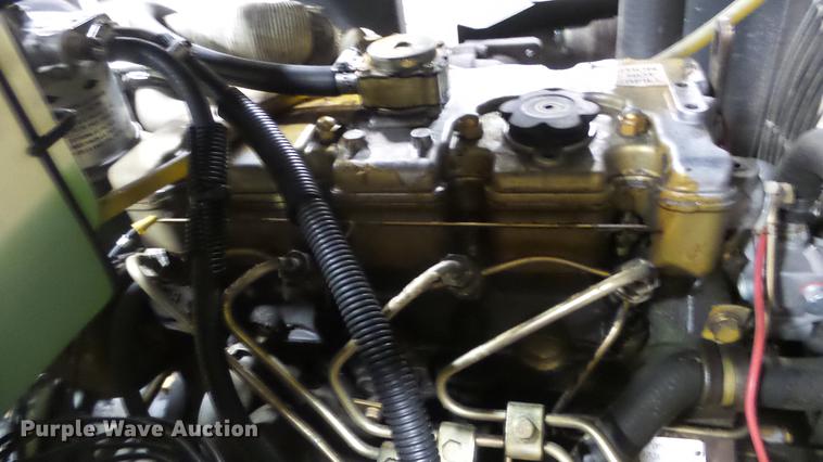 image for item DC0559 Sullair 185 air compressor