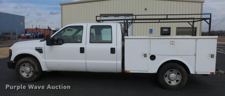 image for item DC0564 2008 Ford F350 Crew Cab utility bed pickup truck