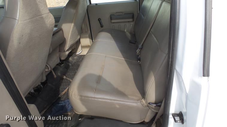 image for item DC0564 2008 Ford F350 Crew Cab utility bed pickup truck