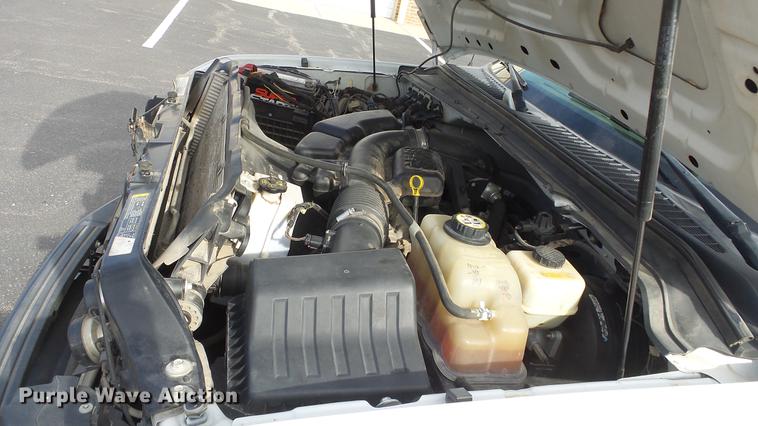 image for item DC0564 2008 Ford F350 Crew Cab utility bed pickup truck