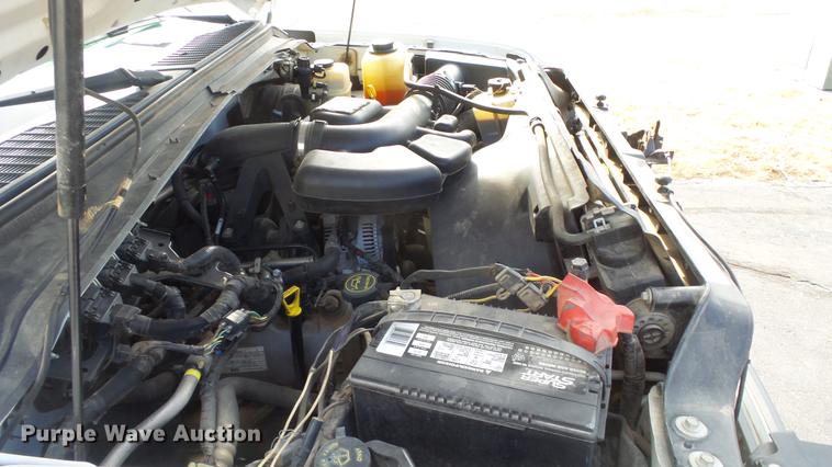 image for item DC0564 2008 Ford F350 Crew Cab utility bed pickup truck