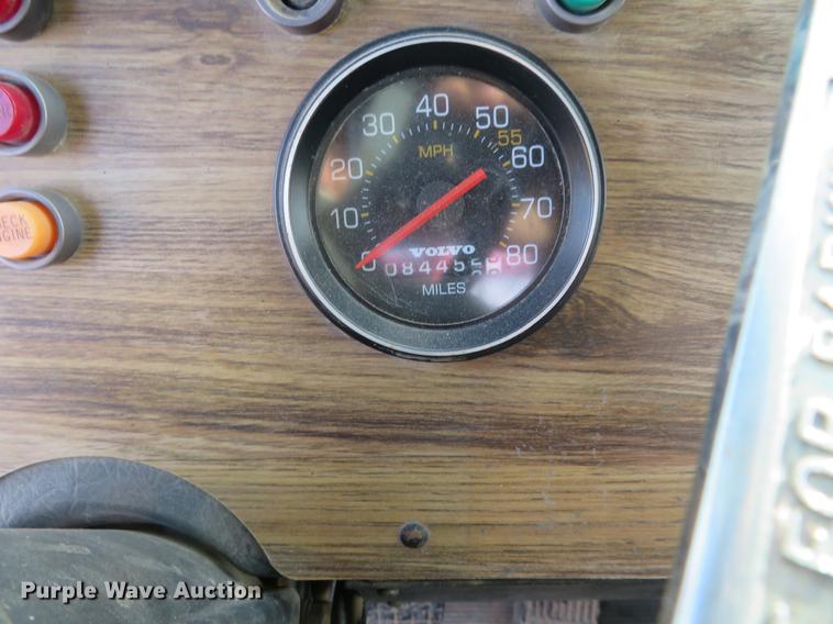 image for item DC0797 1994 Western Star 490 oil field truck