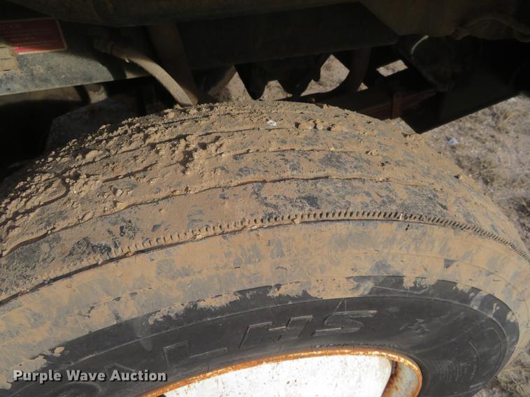 image for item DC0797 1994 Western Star 490 oil field truck