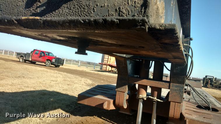 image for item DC0832 1998 Witzo Challenger RG-50 low boy equipment trailer