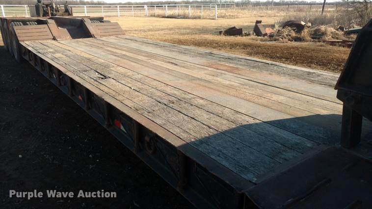 image for item DC0832 1998 Witzo Challenger RG-50 low boy equipment trailer