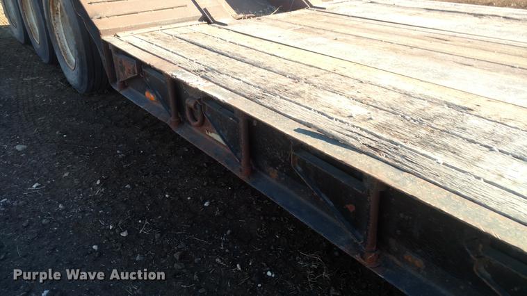 image for item DC0832 1998 Witzo Challenger RG-50 low boy equipment trailer