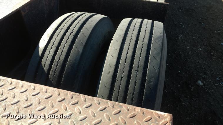 image for item DC0832 1998 Witzo Challenger RG-50 low boy equipment trailer