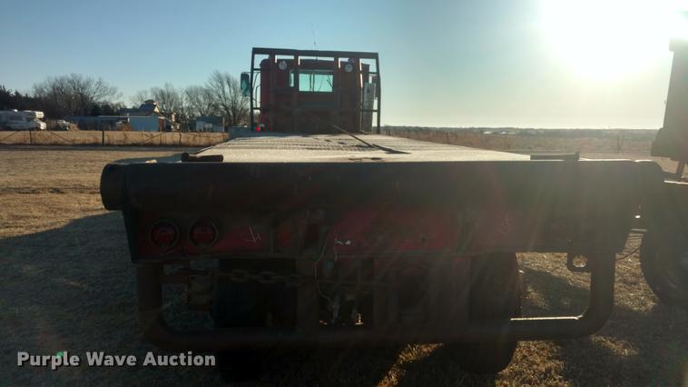 image for item DC0864 1978 International Paystar 5000 oilfield rig up truck