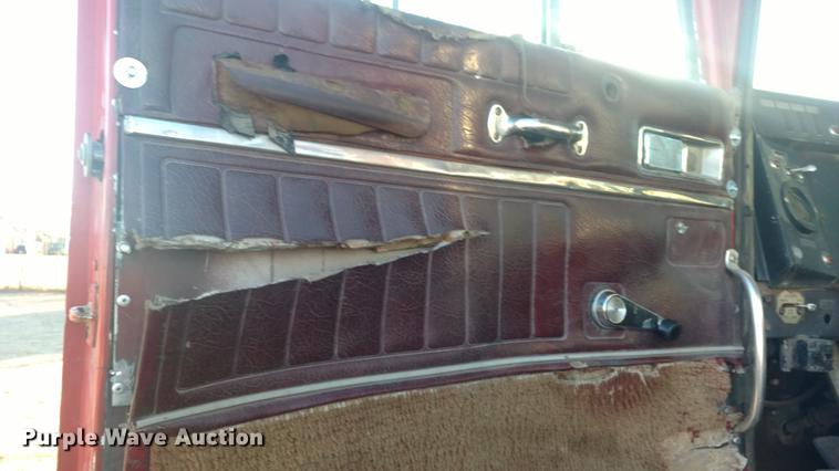 image for item DC0864 1978 International Paystar 5000 oilfield rig up truck