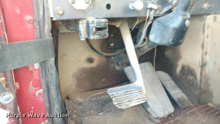 image for item DC0864 1978 International Paystar 5000 oilfield rig up truck