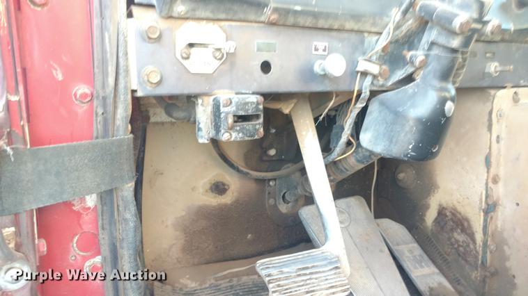 image for item DC0864 1978 International Paystar 5000 oilfield rig up truck