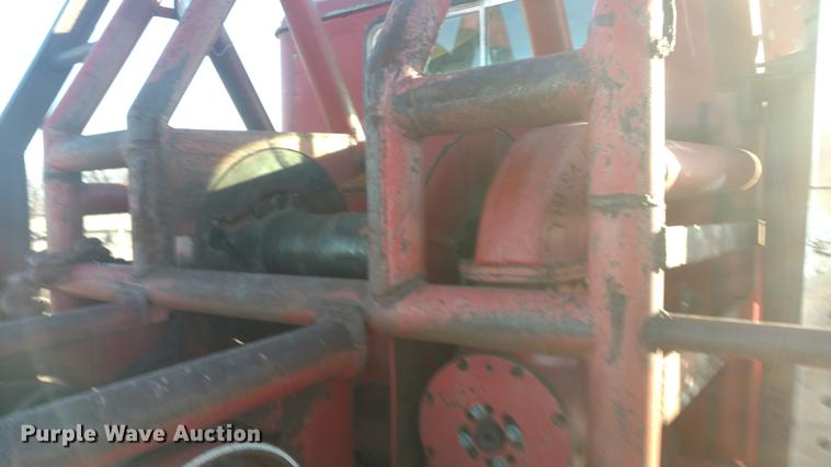 image for item DC0864 1978 International Paystar 5000 oilfield rig up truck