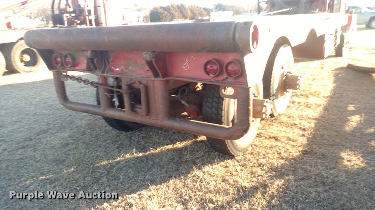 image for item DC0864 1978 International Paystar 5000 oilfield rig up truck