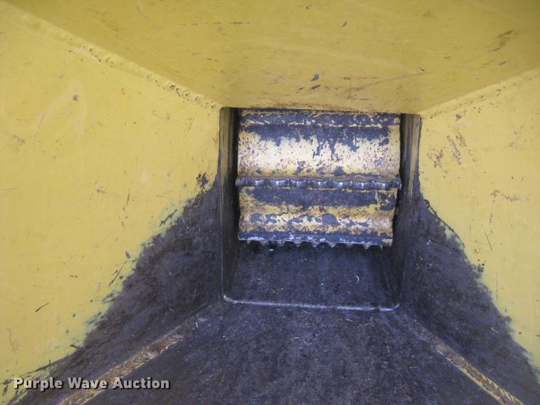 image for item DC2345 2010 Rayco RC6D chipper